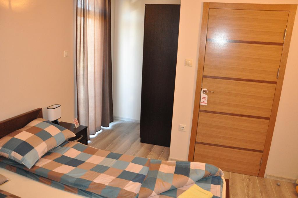 Aria Apartmani 维尔蒂尼克 外观 照片